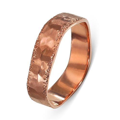 14k Rose Gold Wavy Diamond-Cut Hammered Wedding Ring