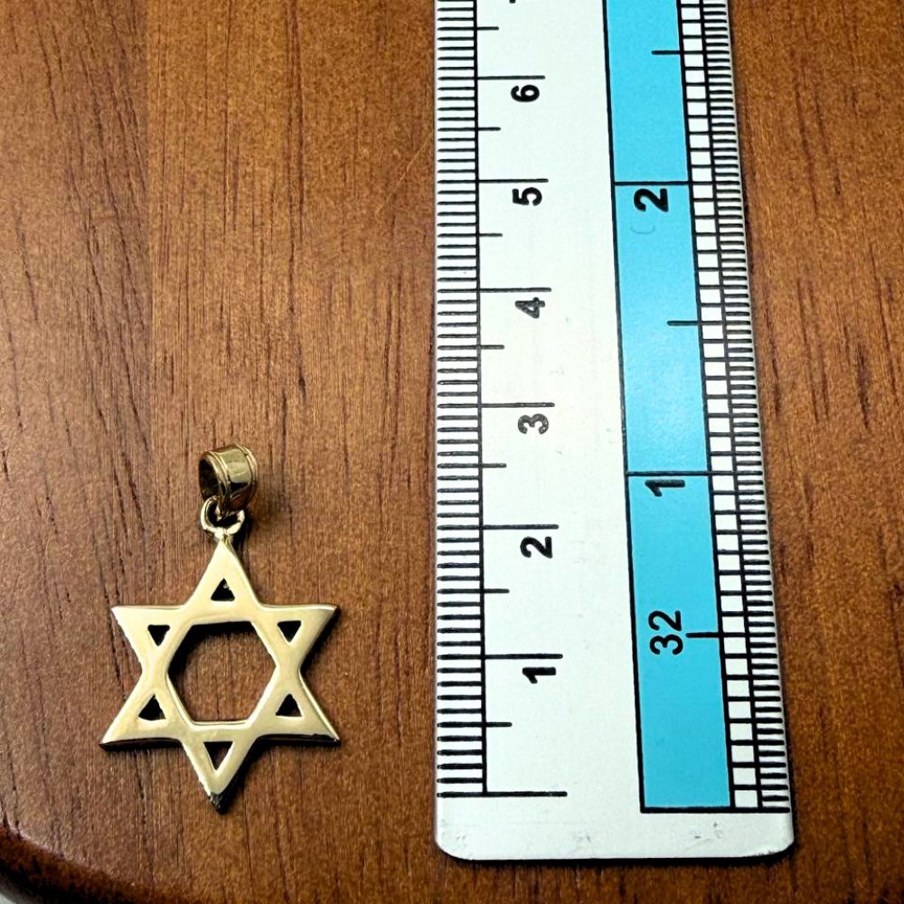 14k Gold Smooth Star of David Pendant