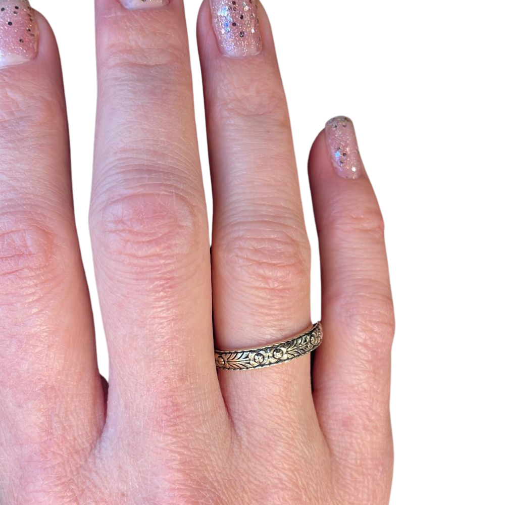 14K Gold Engraved Floral Ani L'dodi Ring