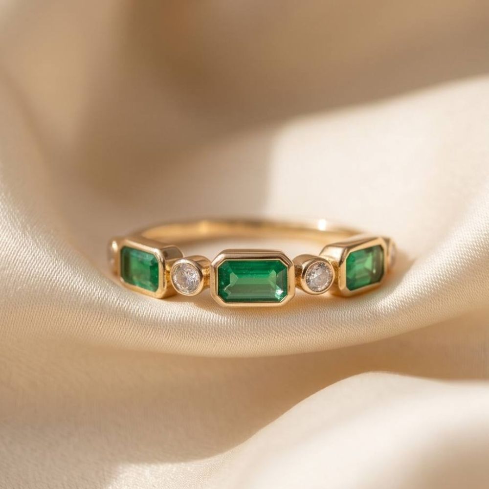 14K Yellow Gold Emerald & Diamond Geometric Band Ring