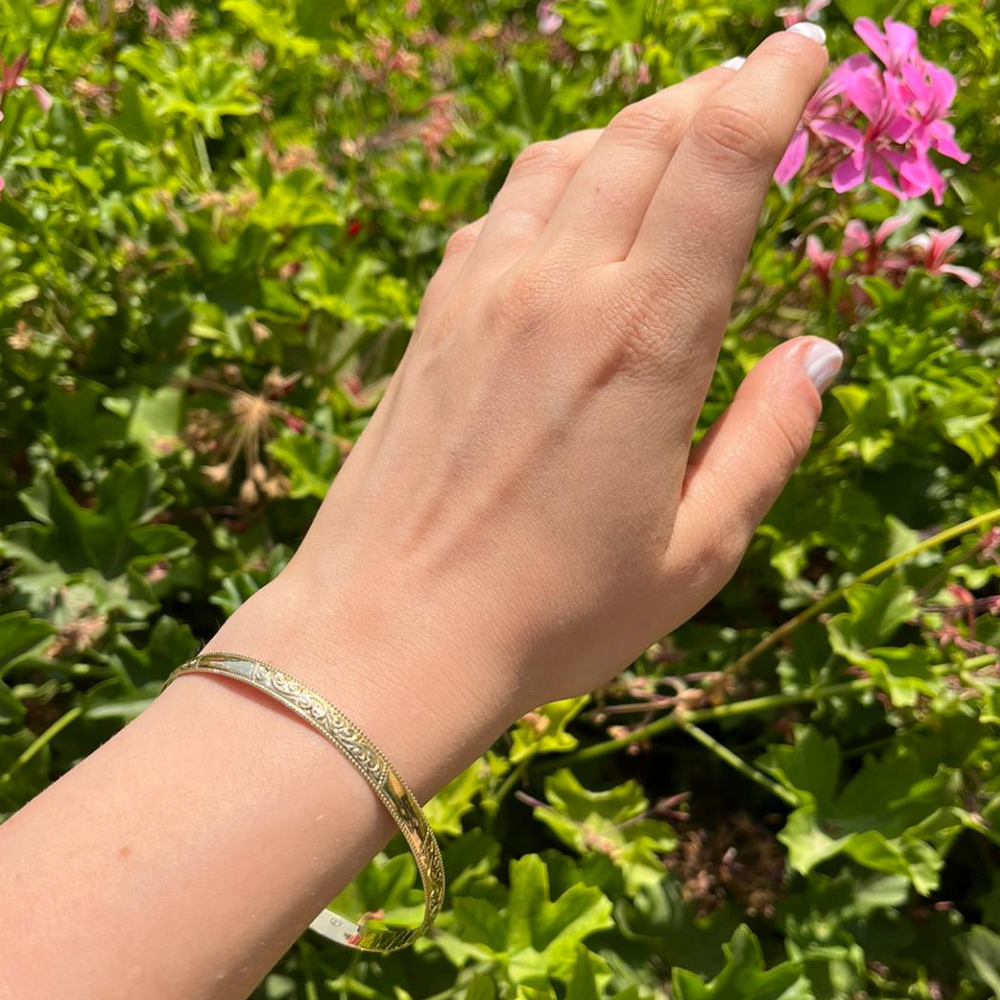 Embellished 14K Gold Moroccan Bangle Vintage Style