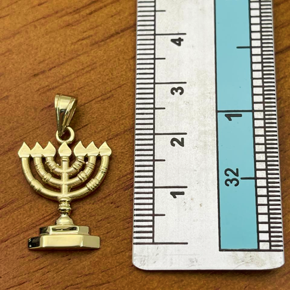Menorah Pendant in 14k Gold