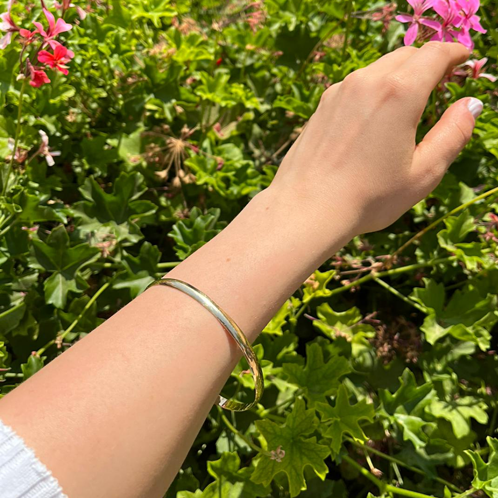 Soft Matte Bangle Bracelet 14k Gold