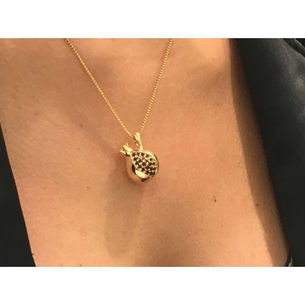 Garnet Pomegranate Pendant in 14k Yellow Gold