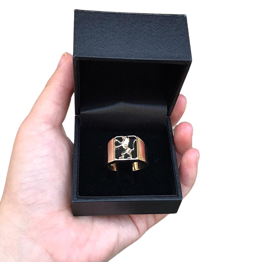 Lion of Judah Signet Ring in 14k Gold with Onyx