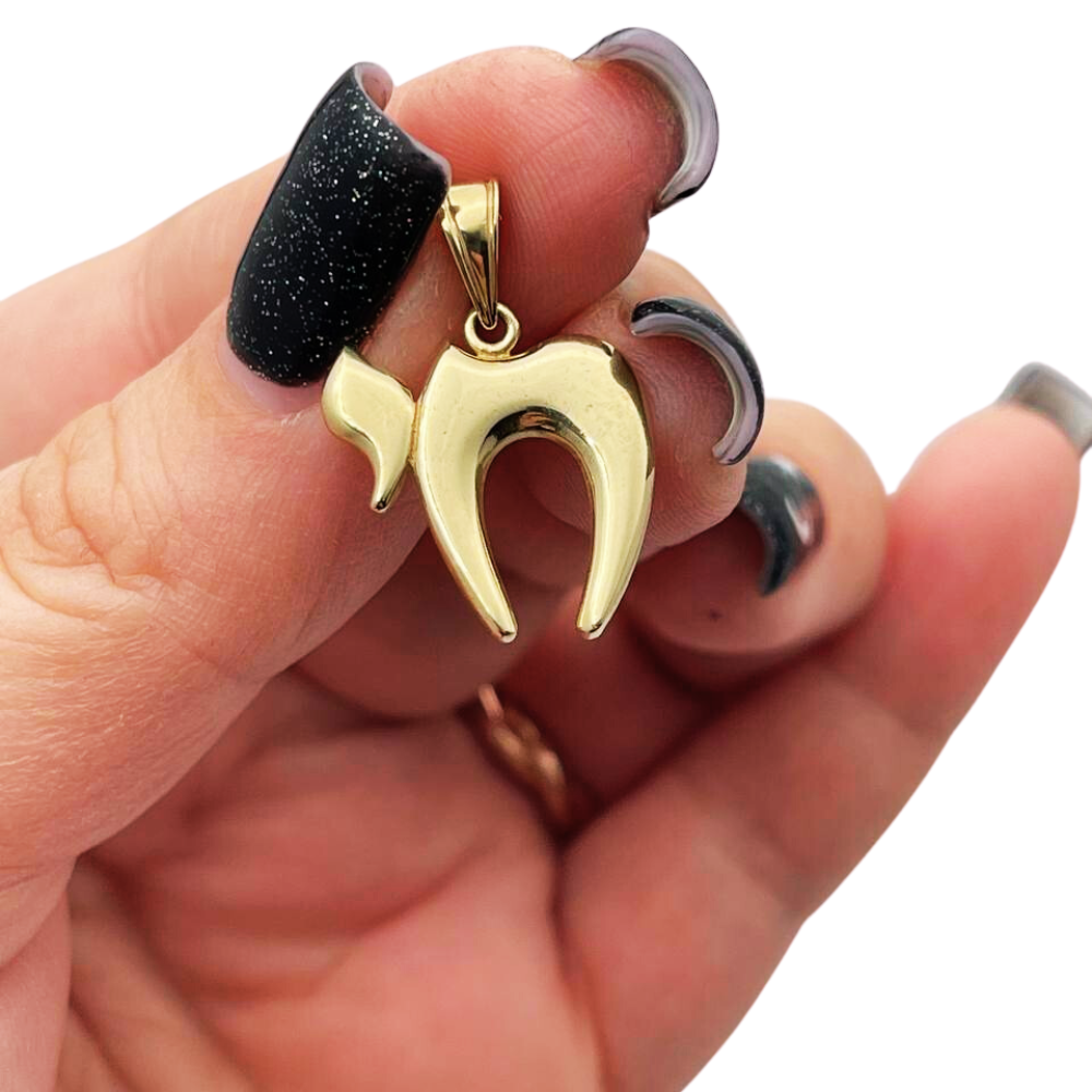 14k Gold Shiny Modern Rounded Chai Pendant