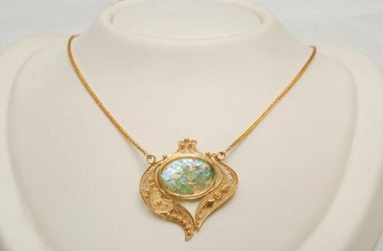 14k Gold Roman Glass Filigree Heart Necklace