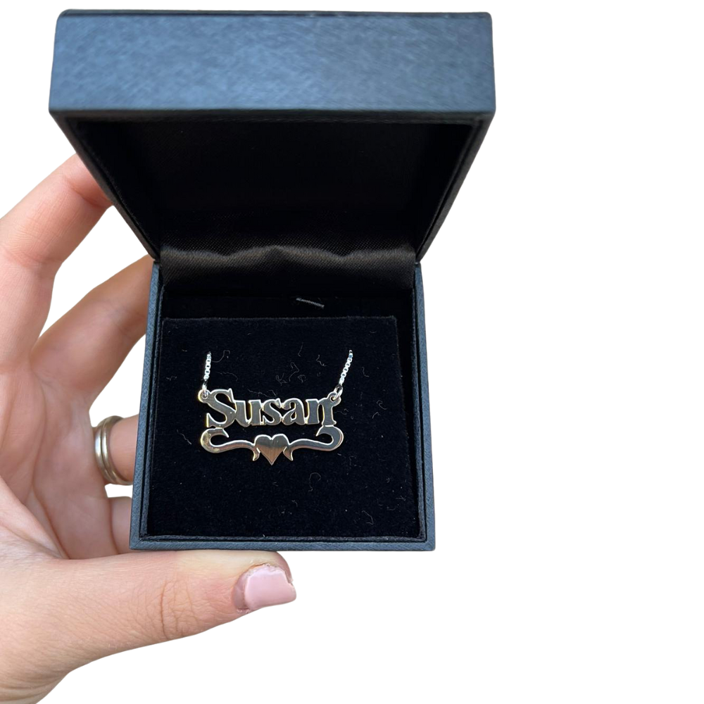 Silver Underline Middle Heart Print Name Necklace
