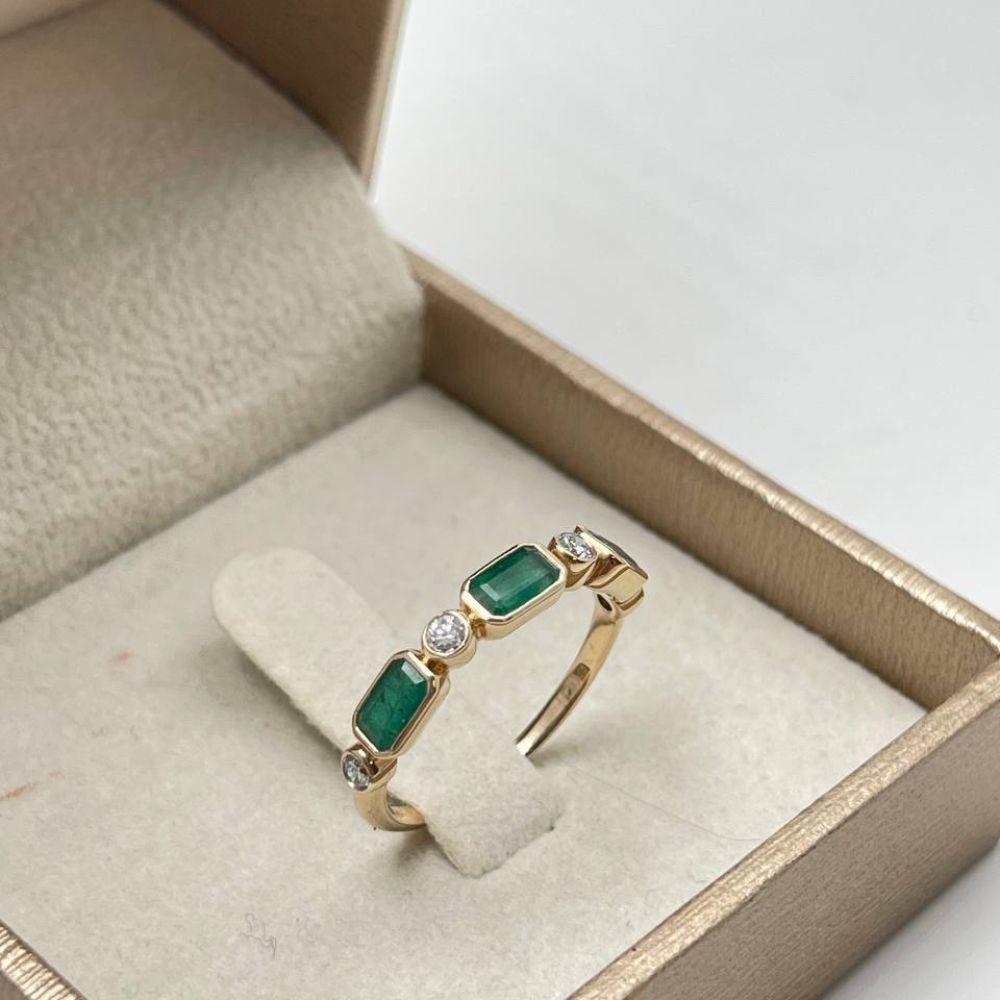 14K Yellow Gold Emerald & Diamond Geometric Band Ring