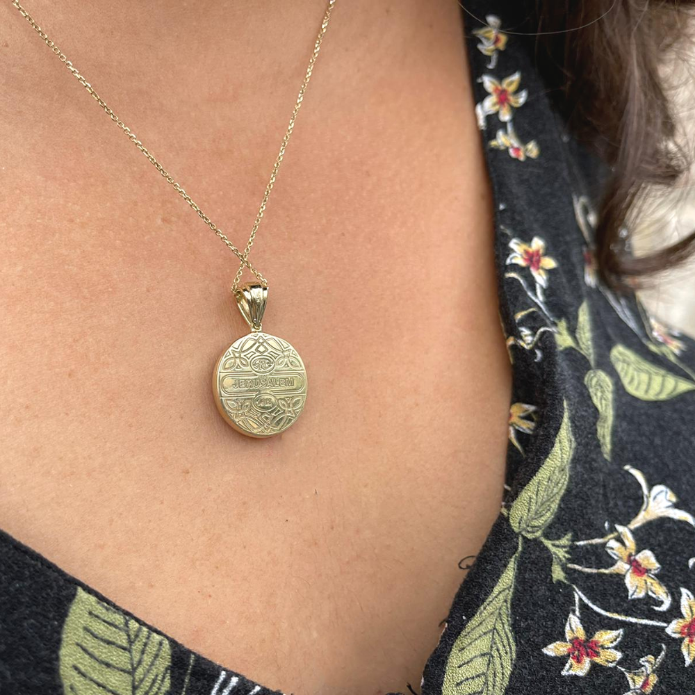 14K Yellow Gold Diamond-Studded Tree of Life Round Large Pendant