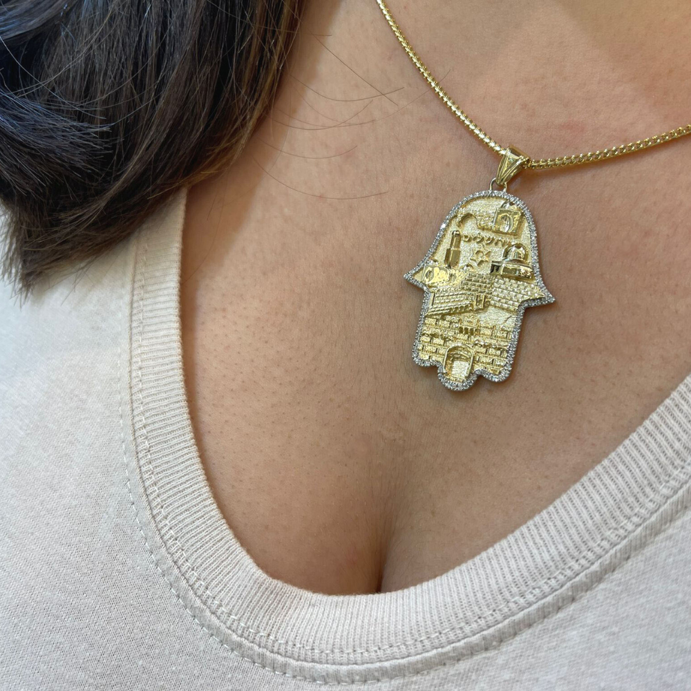 Hamsa Jerusalem Jewish Star 3D Pendant in 14k Gold with Diamonds