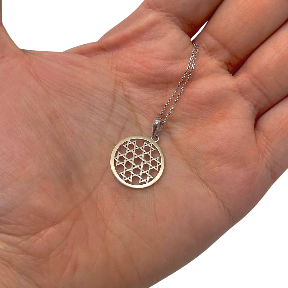 Star of David Medallion Pendant in 14K Gold