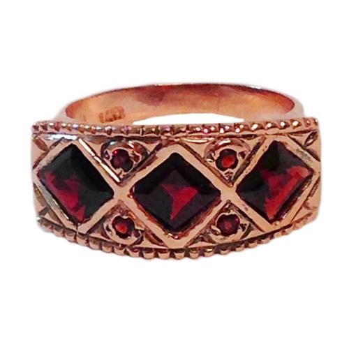 14k Rose Gold Rhombus Garnet Ring