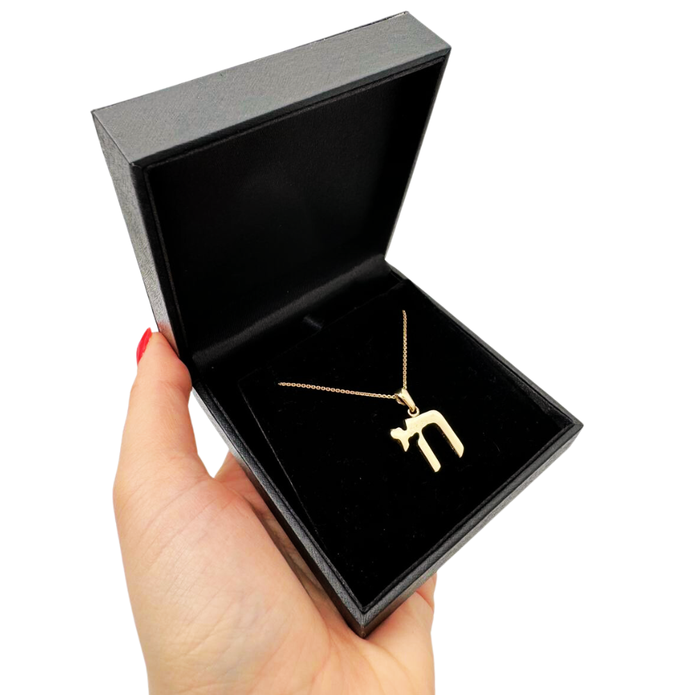 14k Gold Hai Pendant