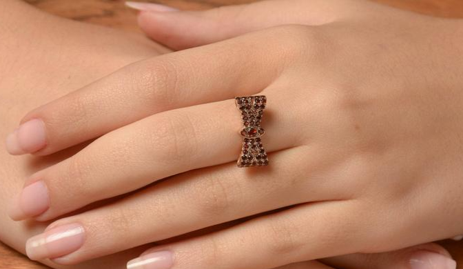 Gold Garnet Ring - 14K Rose Gold Bow Garnet Ring