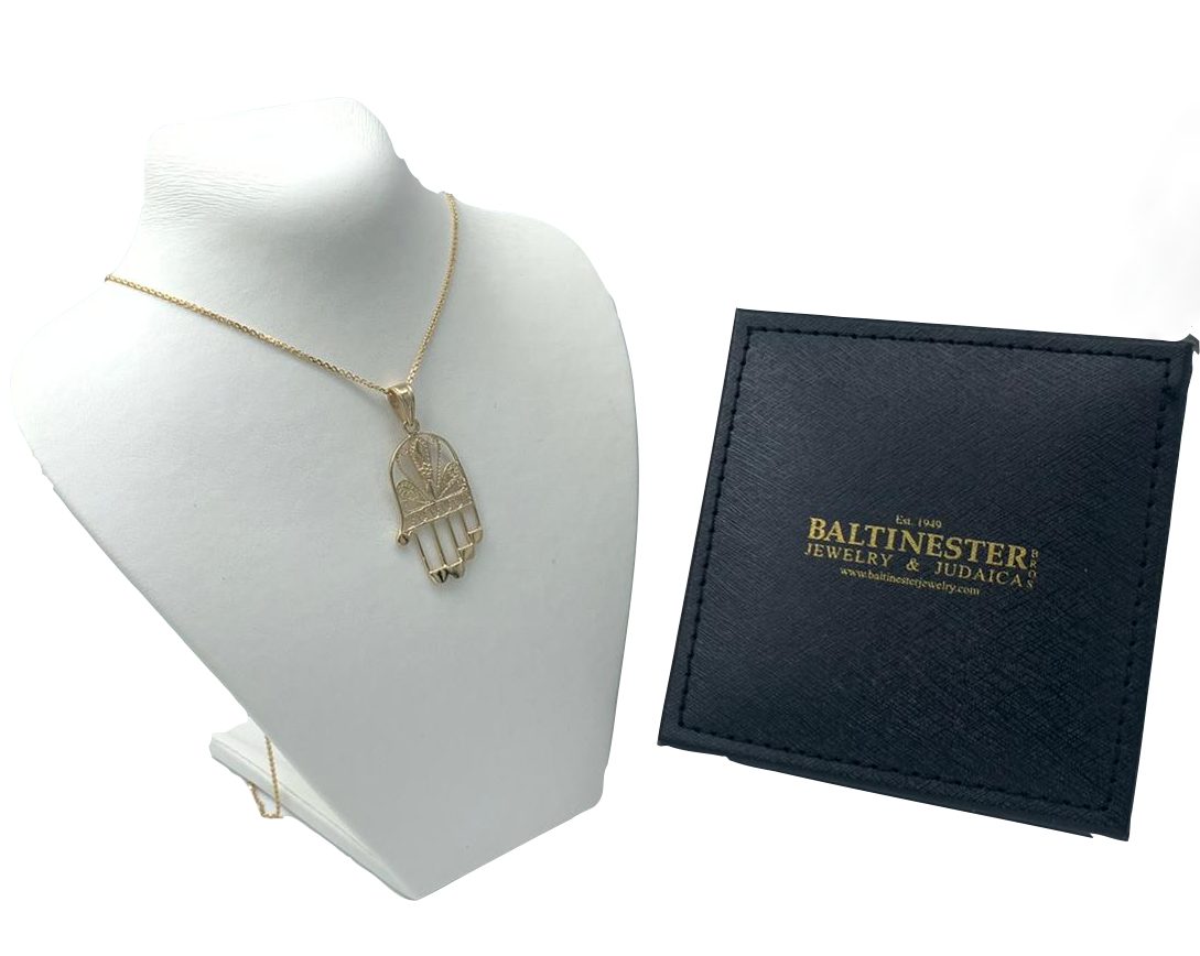 Delicate 14k Gold Filigree Hamsa Pendant