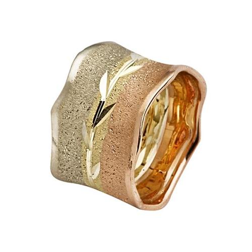 14k Tri-Color Gold Wedding Ring