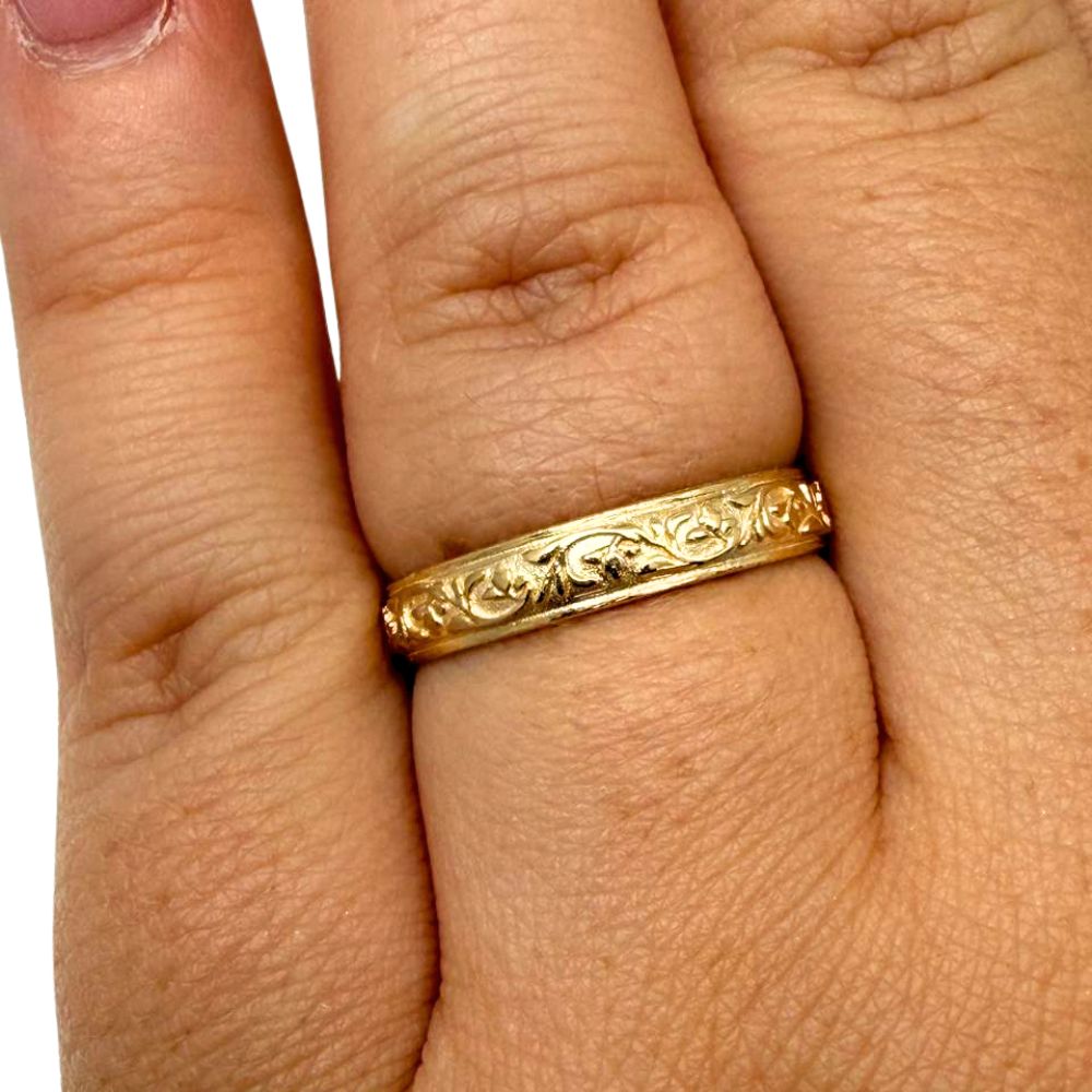 14K Yellow Gold Floral Engraved Wedding Band