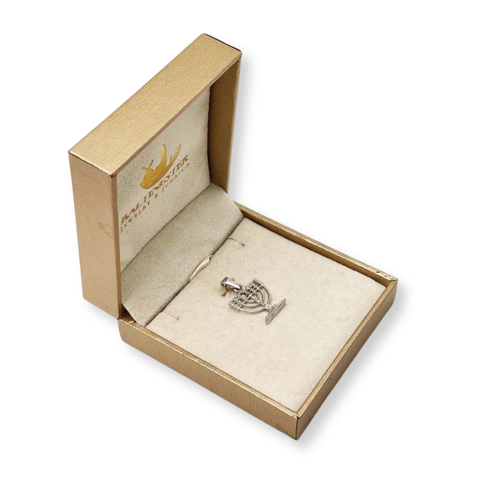 Menorah Pendant in 14k Gold