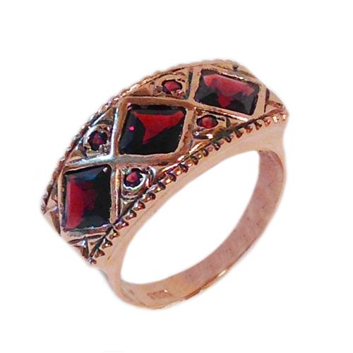 14k Rose Gold Rhombus Garnet Ring