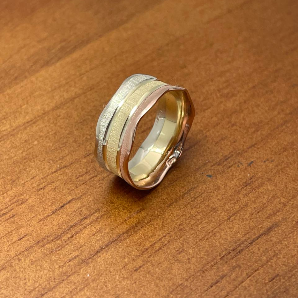 14k Tri-Color Gold Florentine Wedding Ring