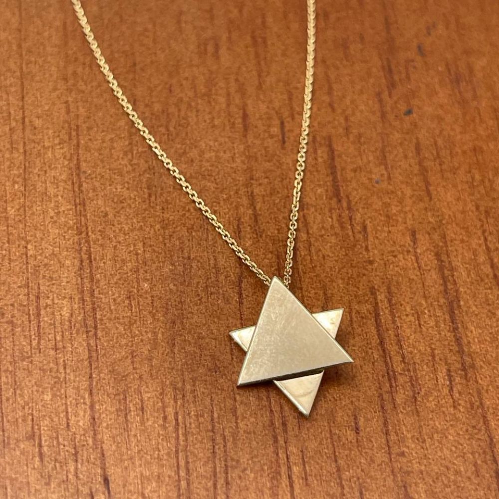 Movable Star of David Necklace in 14K Yellow Gold