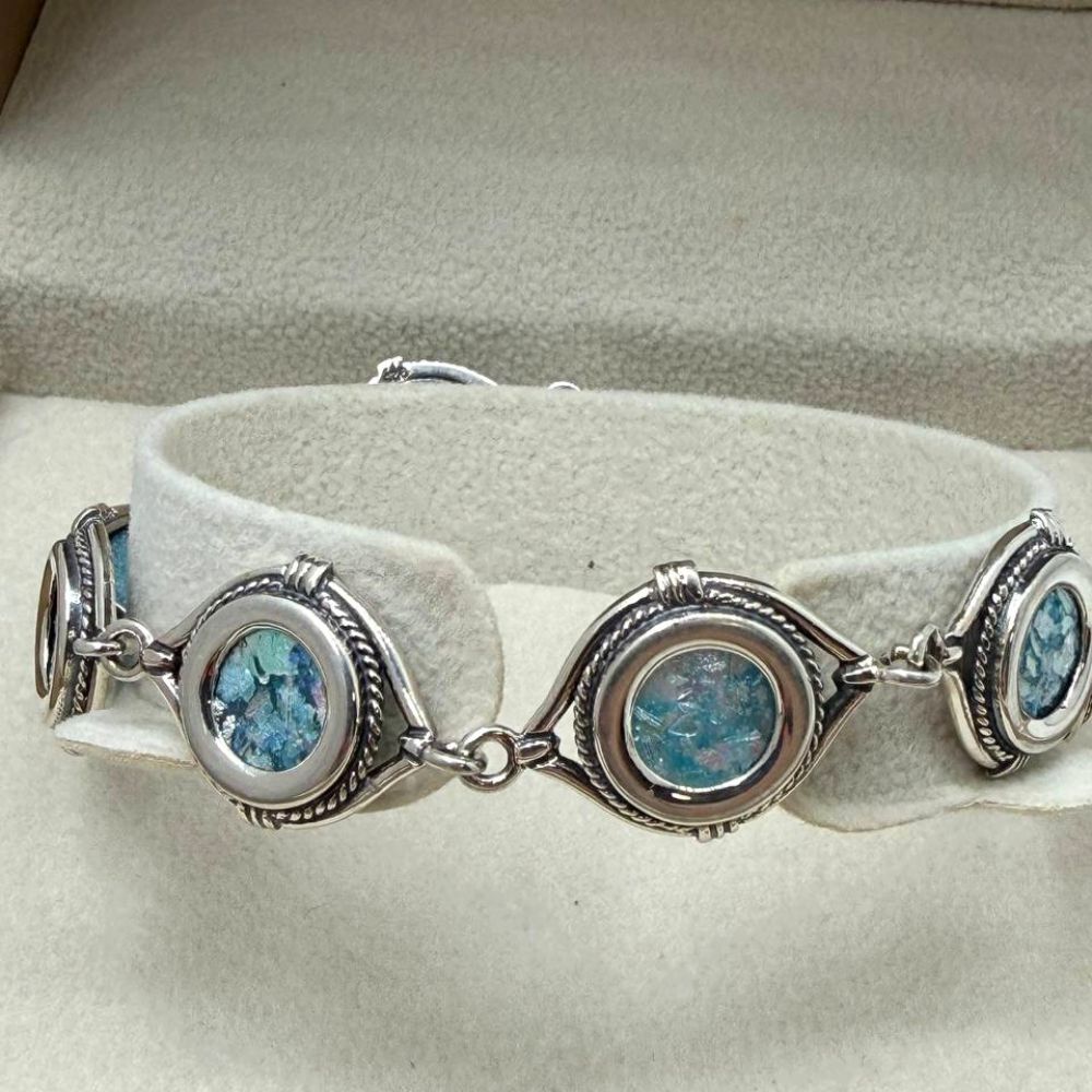Sterling Silver Roman Glass Link Bracelet Round Station
