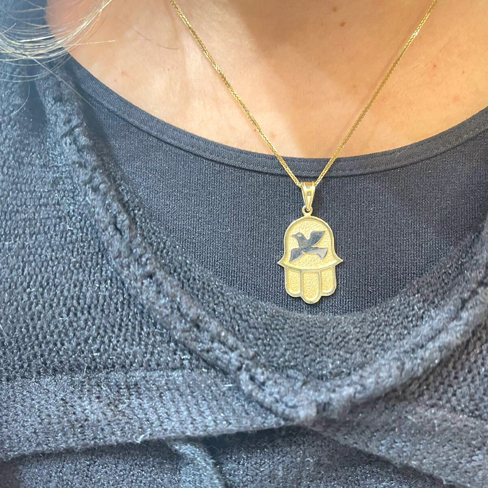 Dove Hamsa Pendant in 14k Gold Florentine