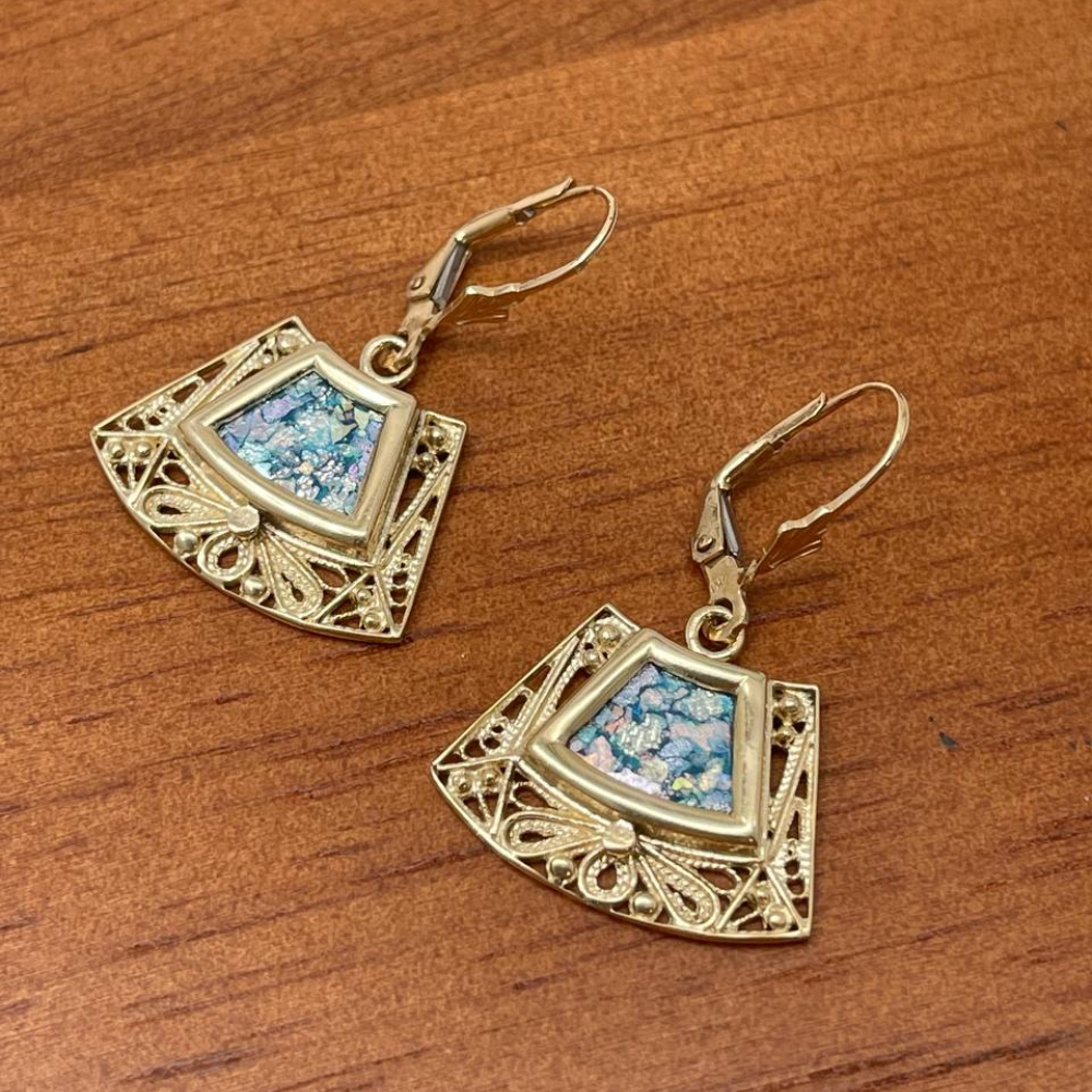 Roman Glass Trapezoid Filigree Earrings in 14K Gold