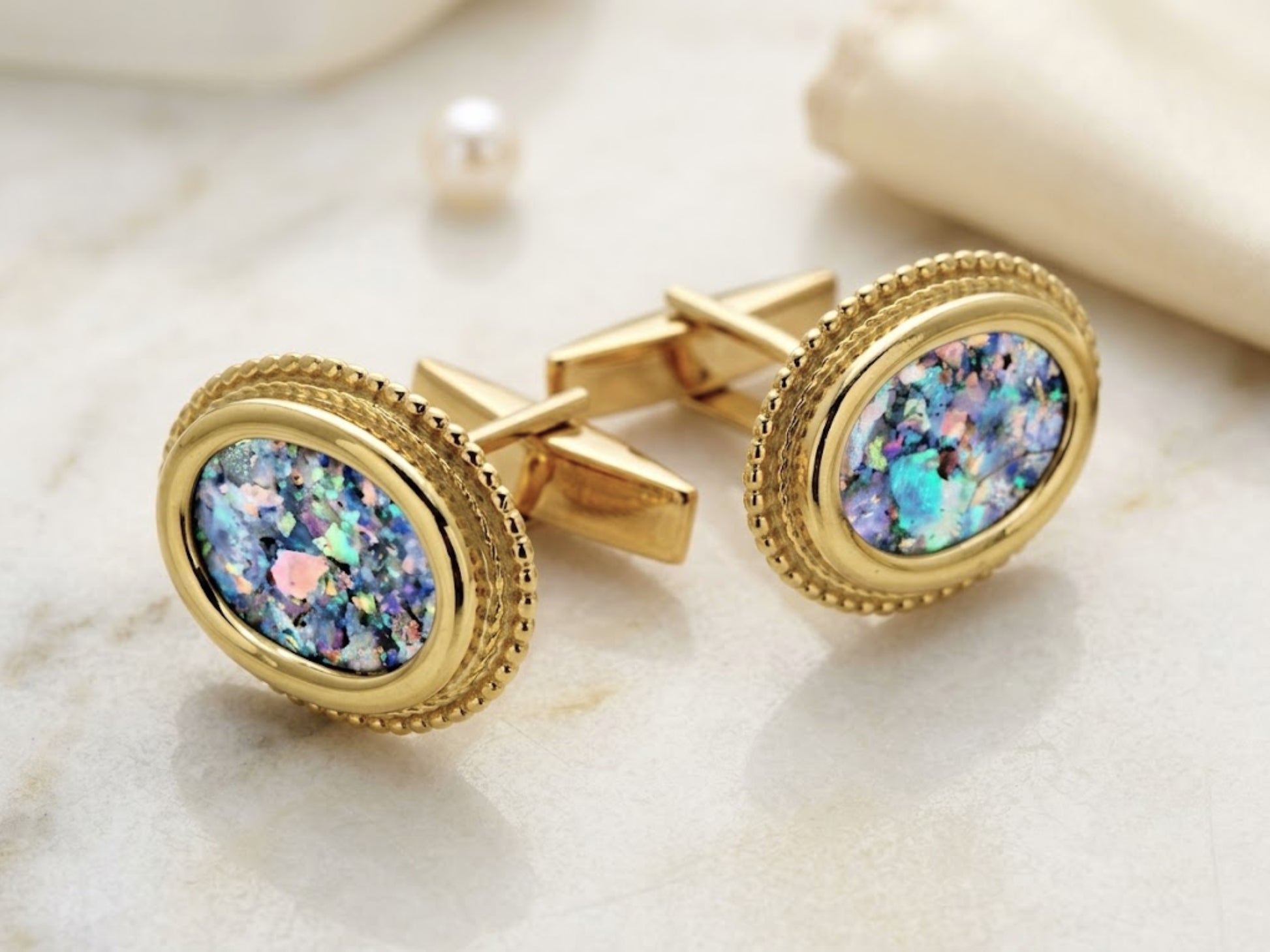 Yemenite 14k Gold Oval Roman Glass Cufflinks