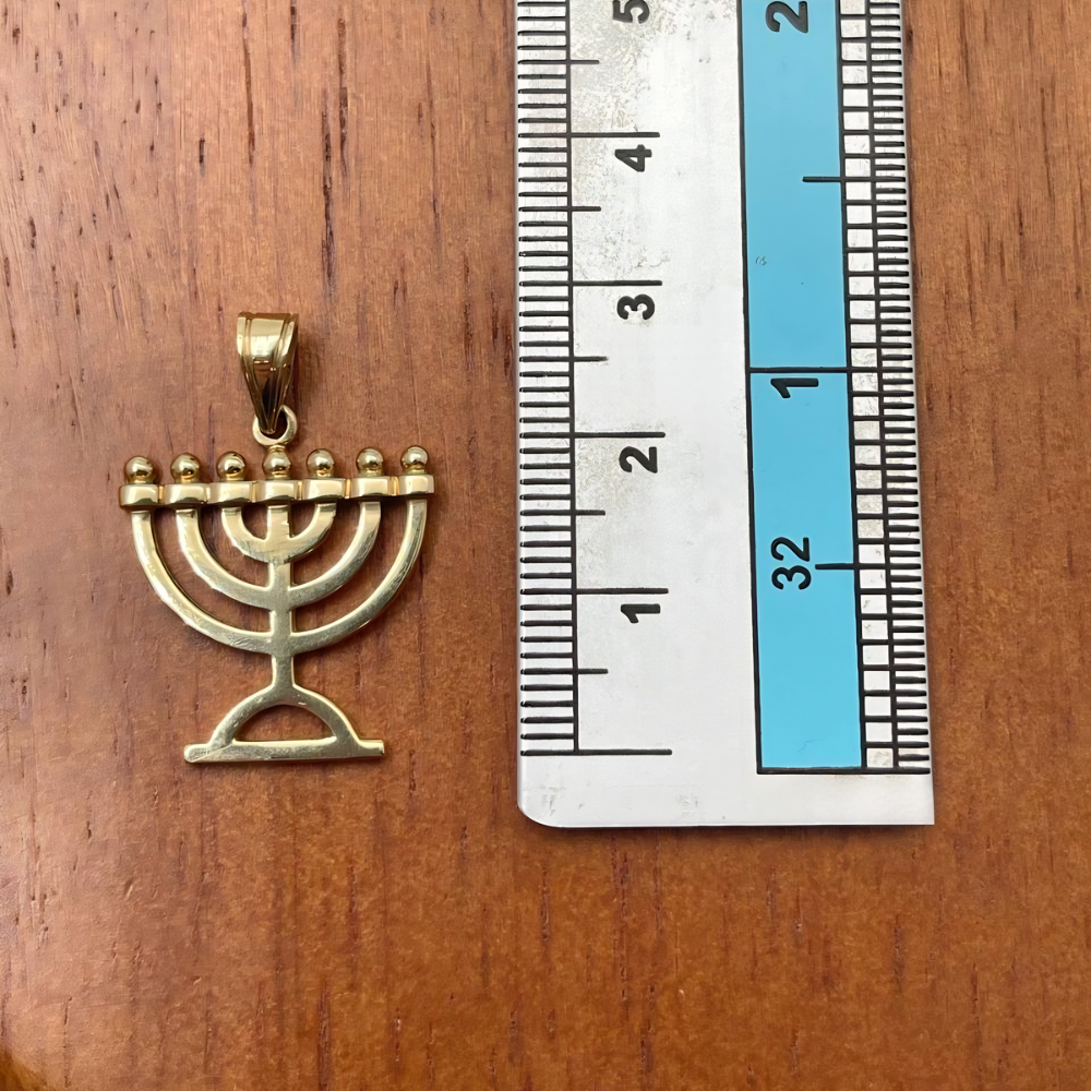 Menorah Pendant in 14k Gold