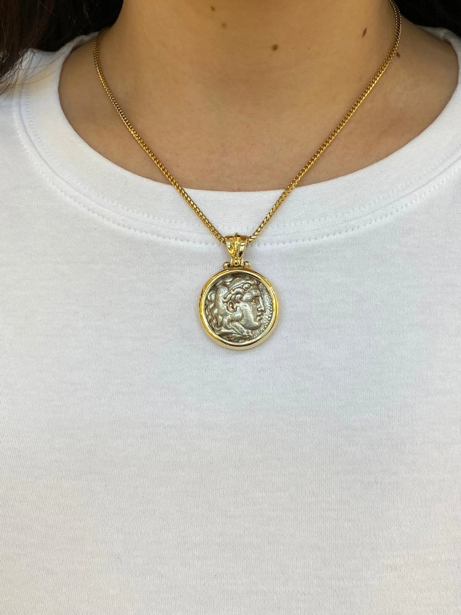 14K Gold Alexander the great pendant