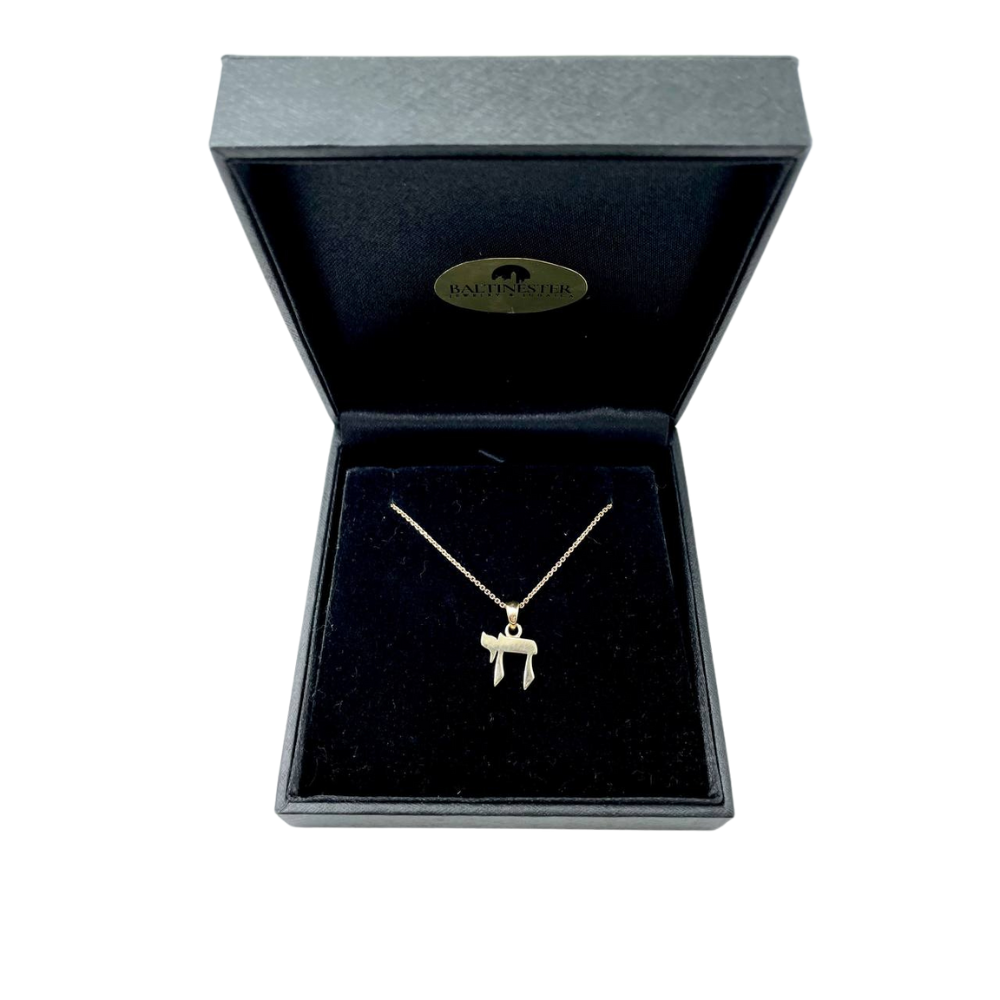 Chai Pendant - Small in 14K Gold