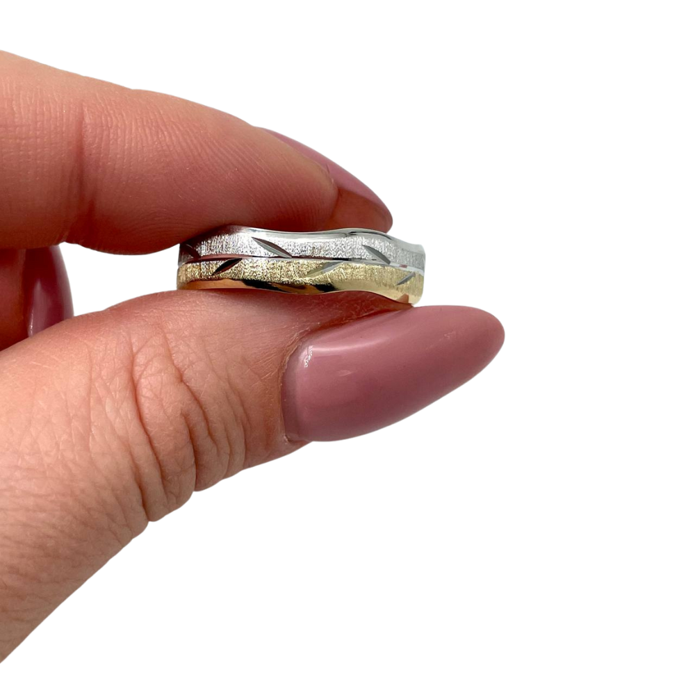 Yellow and White Gold Leaves Wavy Wedding Ring