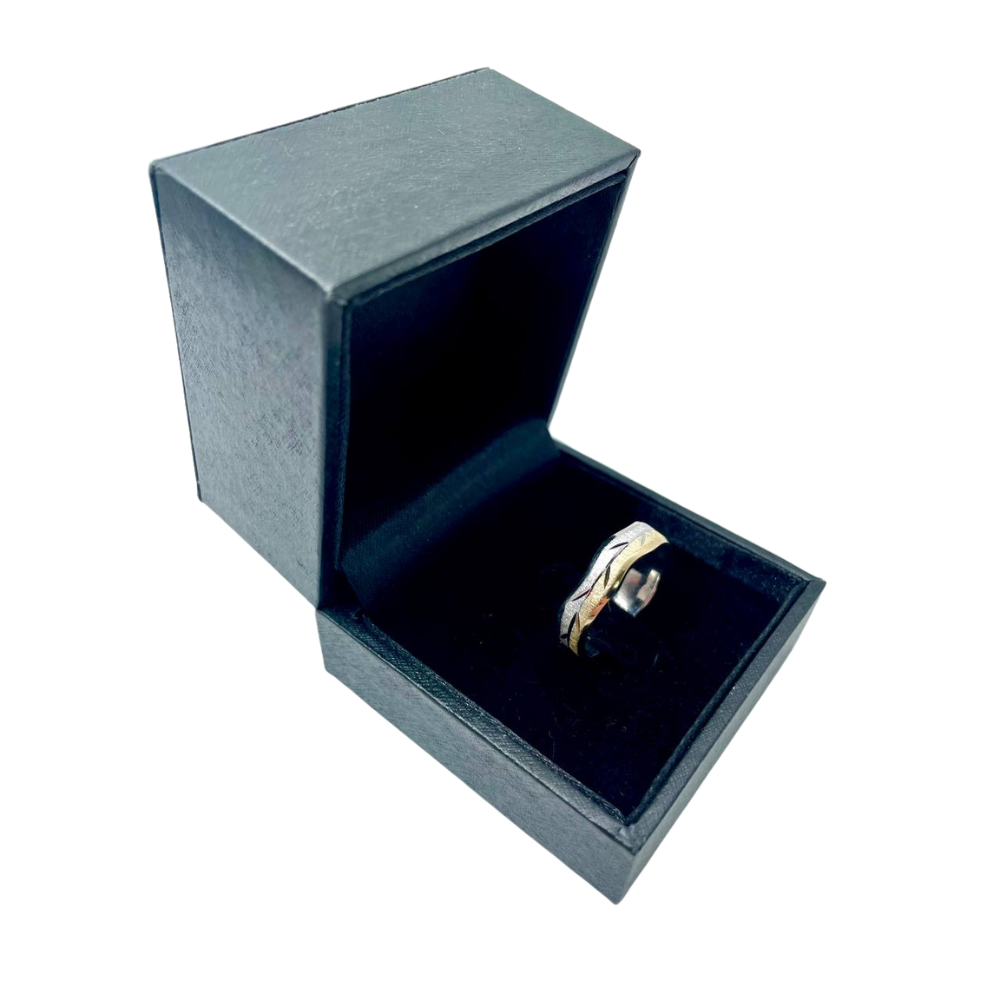 Yellow and White Gold Leaves Wavy Wedding Ring