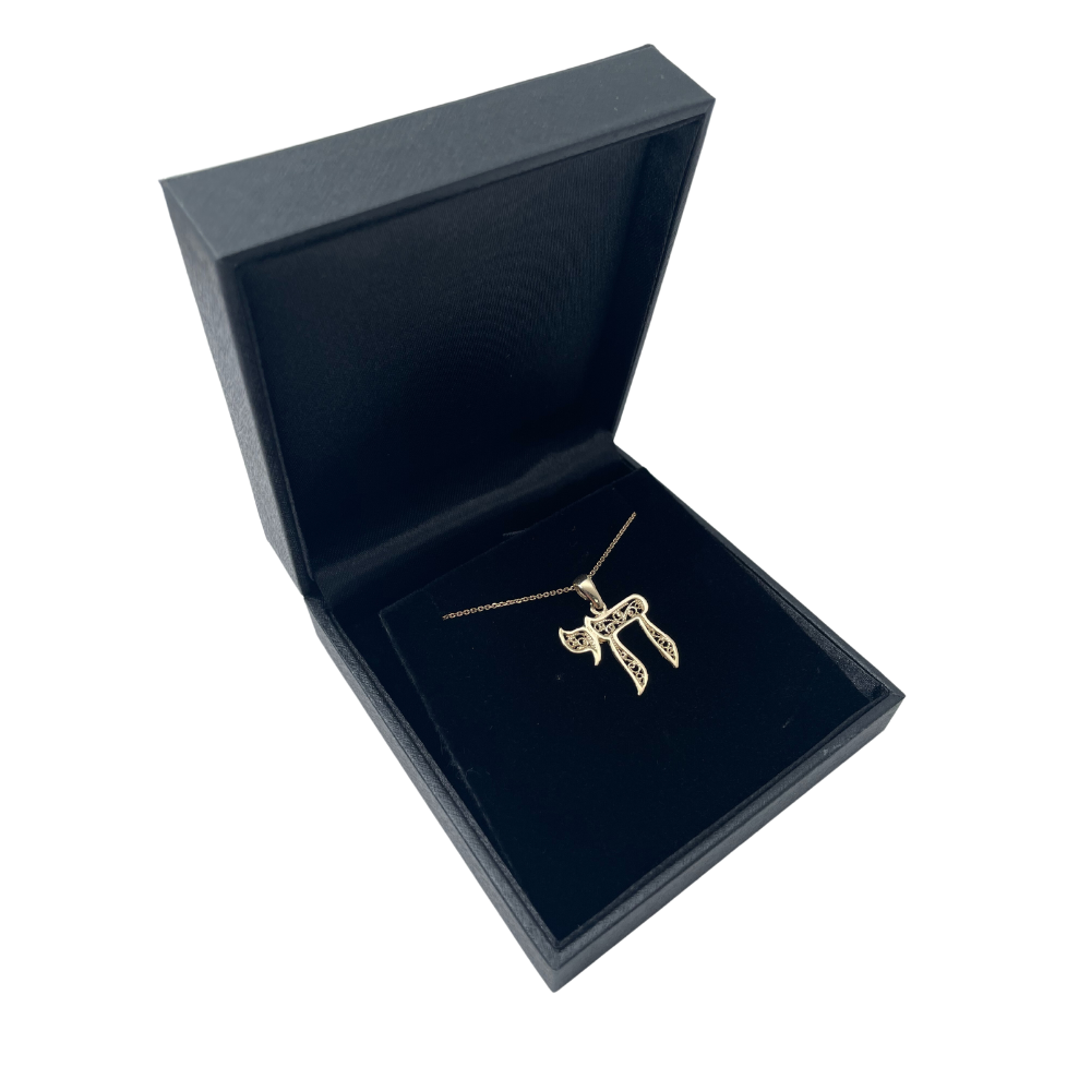 14k Gold Filigree Chai Pendant