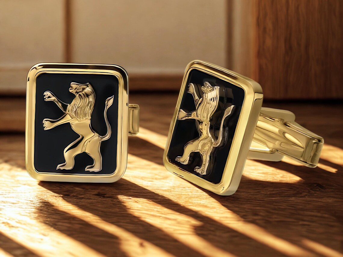 14k Gold and Black Onyx Lion of Judah Cufflinks