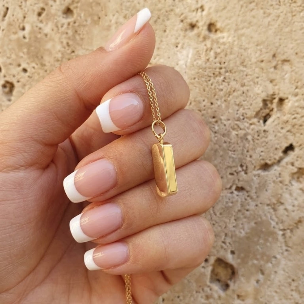 14k Gold Filigree Miniature Mezuzah Pendant
