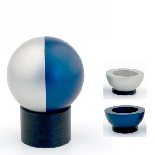Dual-Colored Ball Traveling Candle Holders