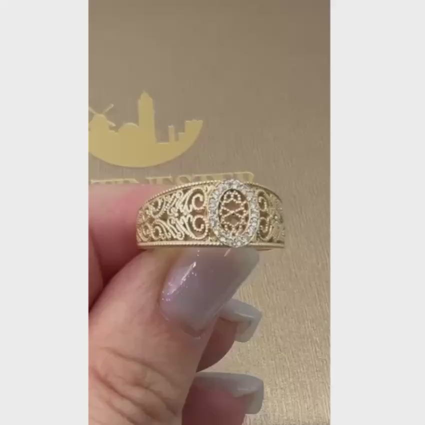 Load video: 14K Yellow Gold Diamond Filigree Ring – Vintage Ornate Statement Ring
