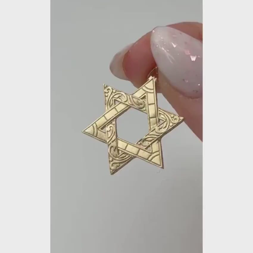 Load video: Vintage Style Star of David Pendant in 14K Gold