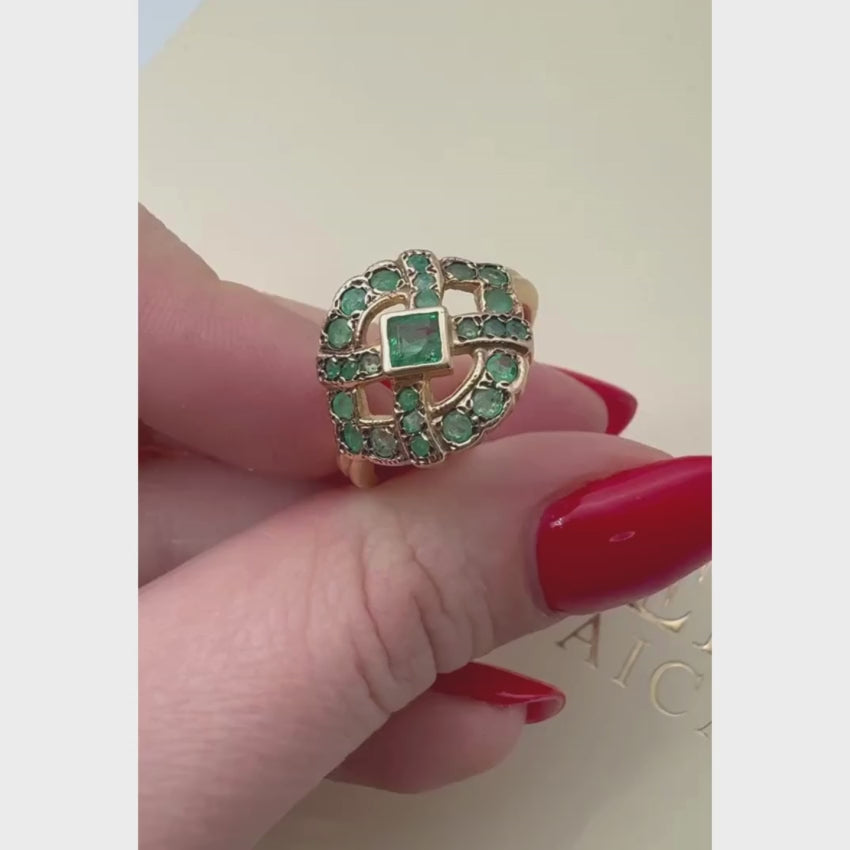 Load video: Vintage Style Ring with Emeralds in 14K Gold
