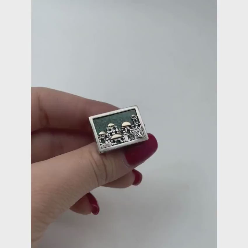 Load video: Jerusalem Skyline Cufflinks in Sterling Silver &amp; Gold with Eilat Stone