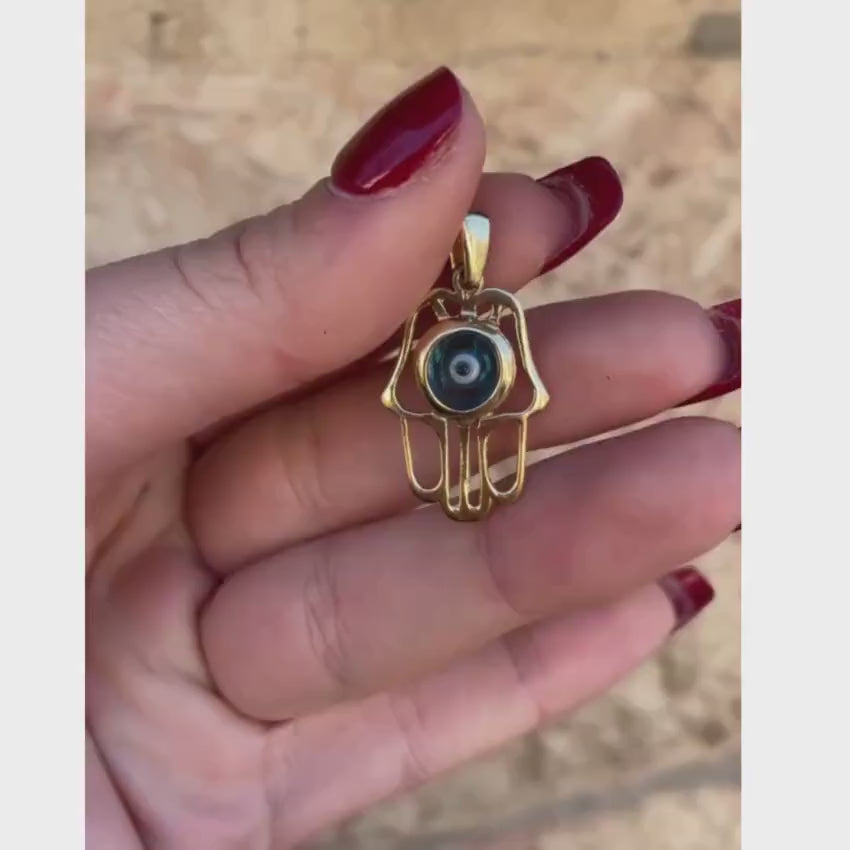 Load video: 14k Gold Crystal Eye Hamsa Pendant