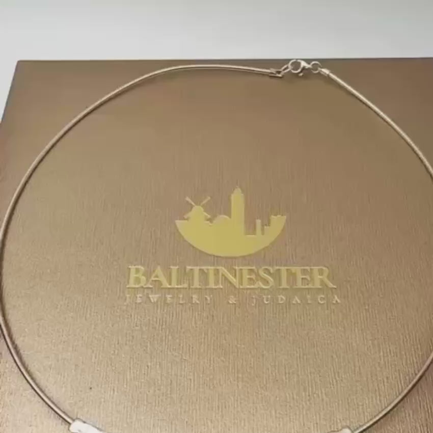 Load video: Lightweight Mixed Metal Silver &amp; Gold Plated Statement Necklace