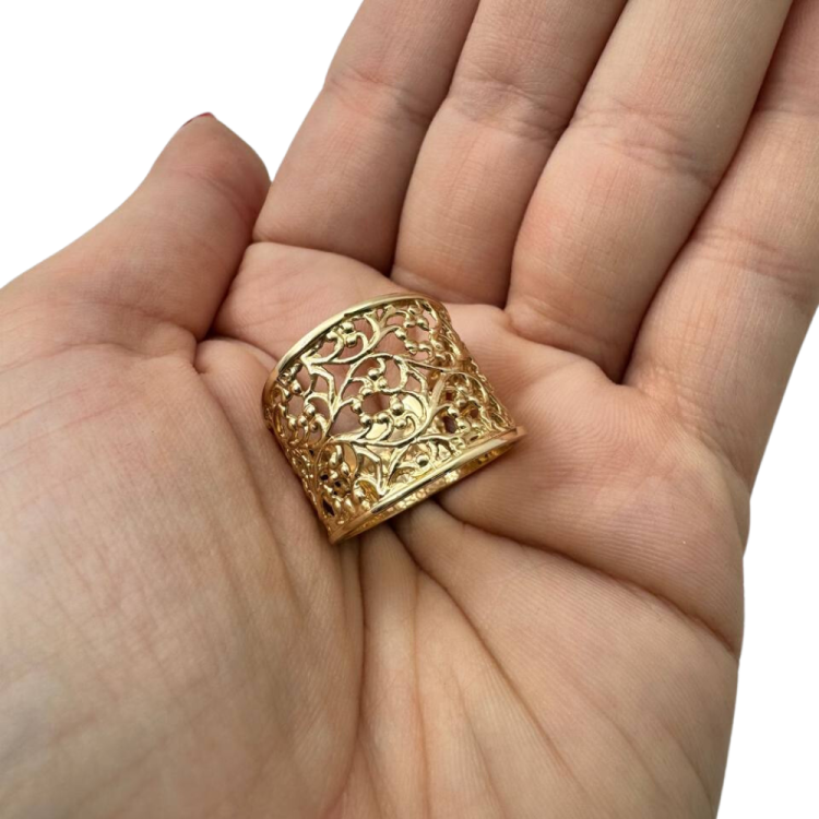 14k Yellow Gold Wide Filigree Ring