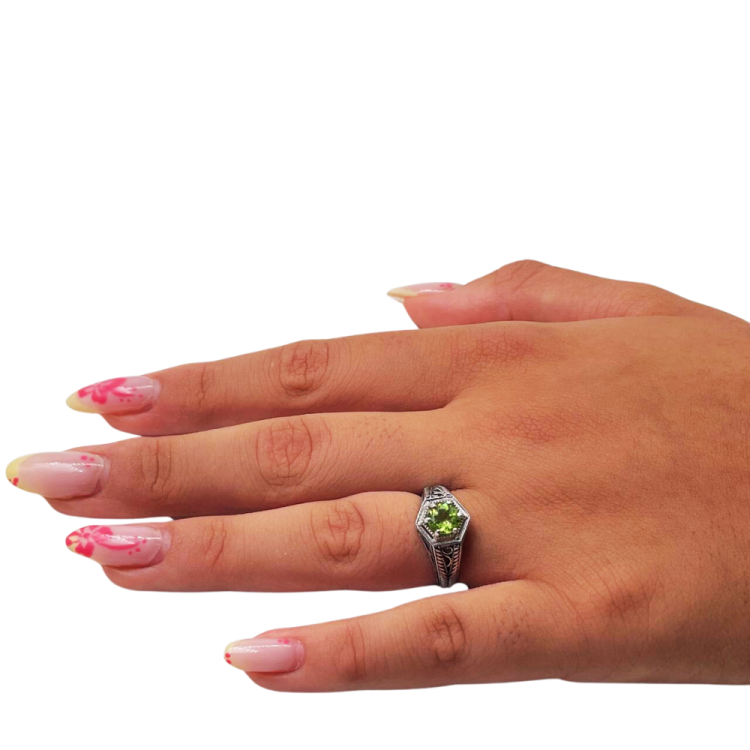 14k White Gold Peridot Ring