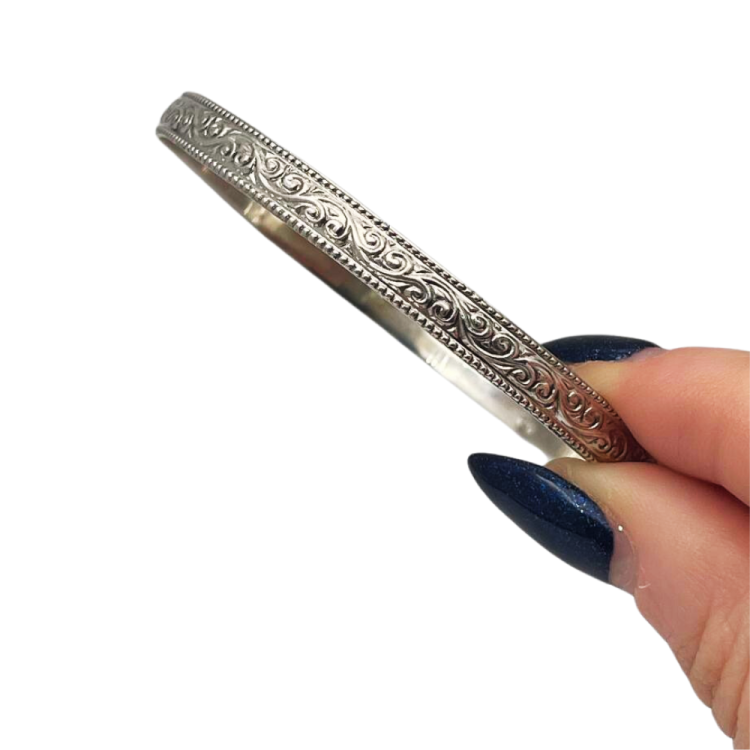 Moroccan Bangle in Silver - Curlicue Design