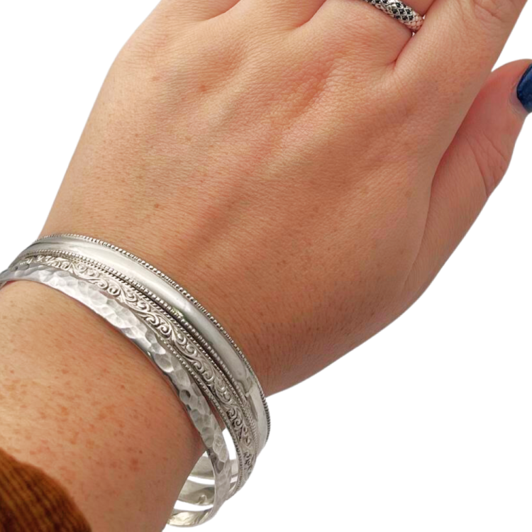 Moroccan Bangle in Silver - Curlicue Design