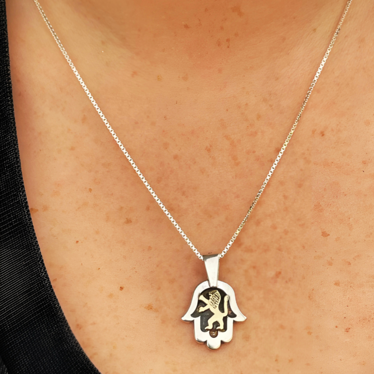 Hamsa Necklace with Lion of Judah in 925 Silver & 9K Gold